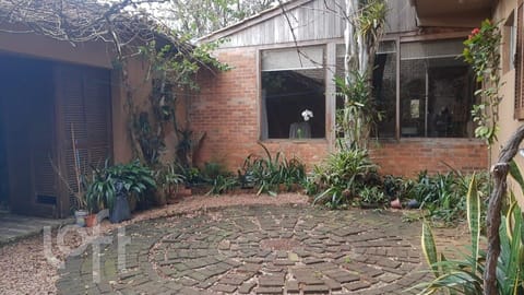 Image 40 - 248348